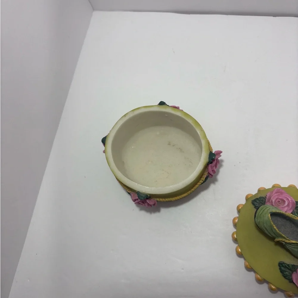 Whimsical‎ Green and Pink Floral Heels container.